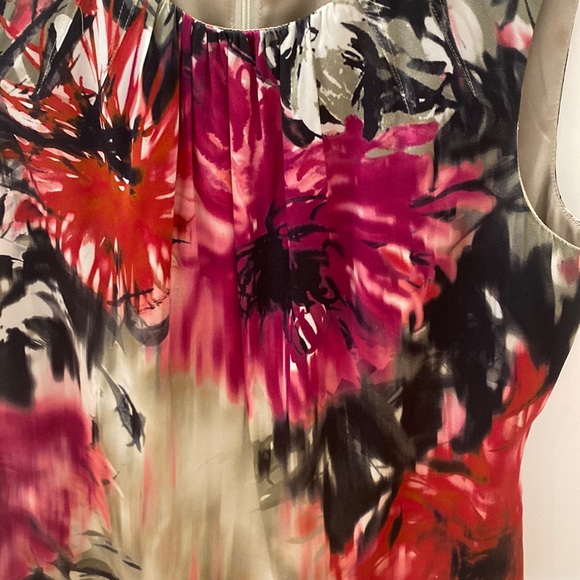 Elie Tahari Silk Shell Top S Abstract Print Floral Blouse Sleeveless Lined Taupe - Picture 4 of 9